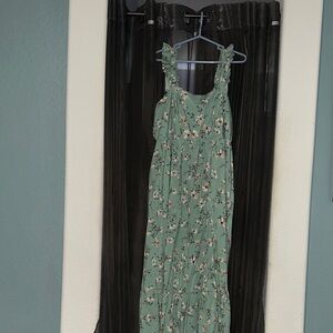 Torrid size 2 Floral Green Maxi Dress